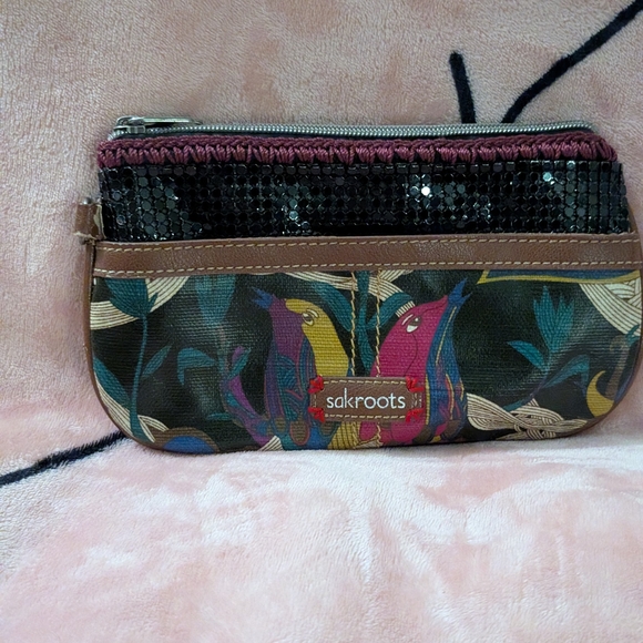 Sakroots Handbags - Sakroots Multicolor Clutch Canvas Peace/Bird Multicolored Floral